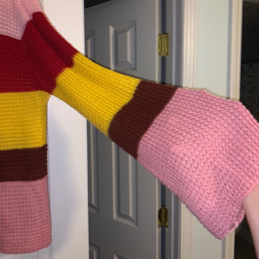 Sweater - Picture 3 of 6
